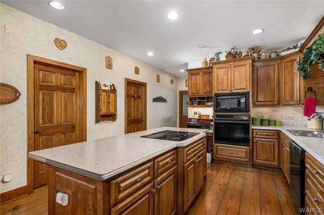 10885 Landers, Northport, AL 35473