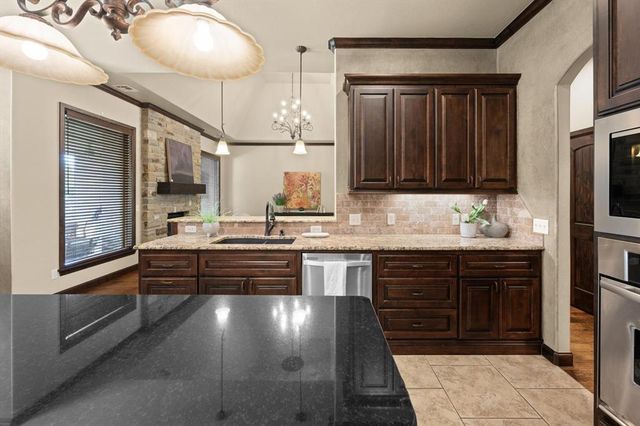 3000 Garden Hill Circle, Edmond, OK 73034