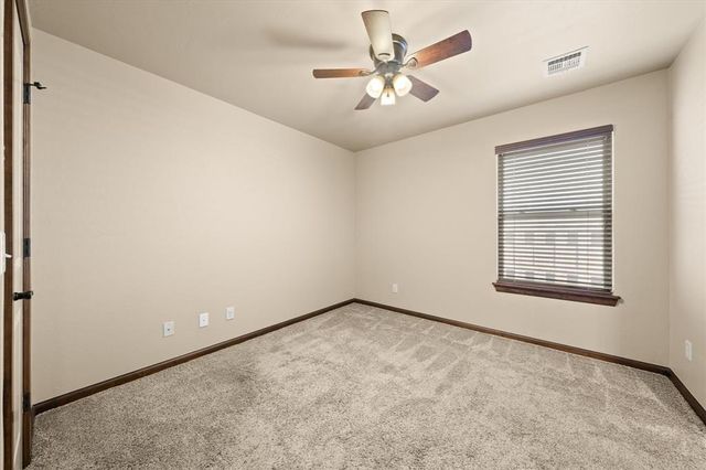 3000 Garden Hill Circle, Edmond, OK 73034