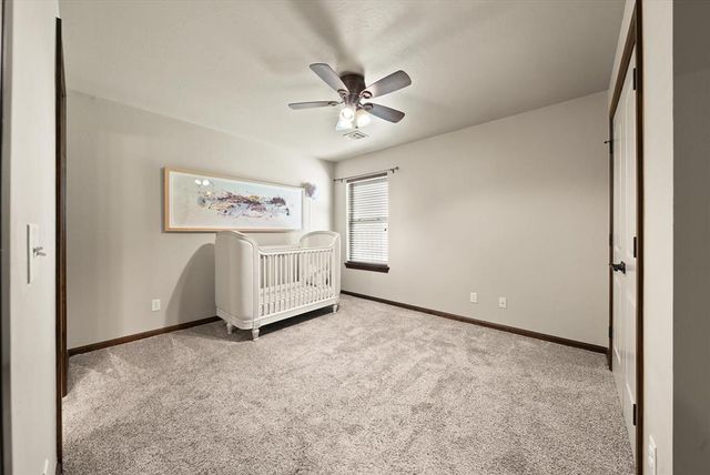 3000 Garden Hill Circle, Edmond, OK 73034
