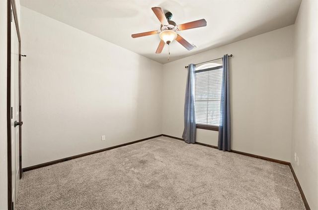 3000 Garden Hill Circle, Edmond, OK 73034