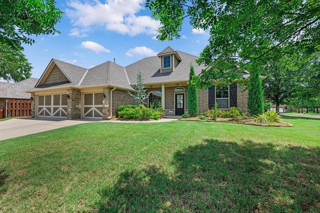 3000 Garden Hill Circle, Edmond, OK 73034