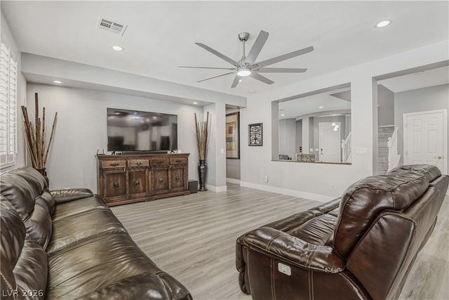 6103 Sundown Crest Street, Las Vegas, NV 89113