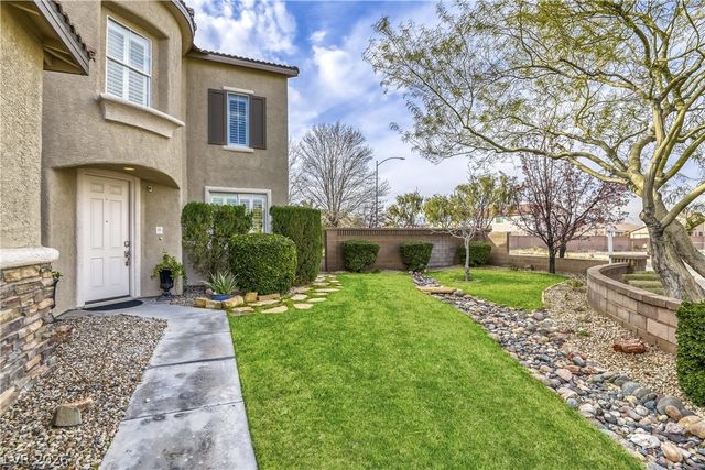 6103 Sundown Crest Street, Las Vegas, NV 89113