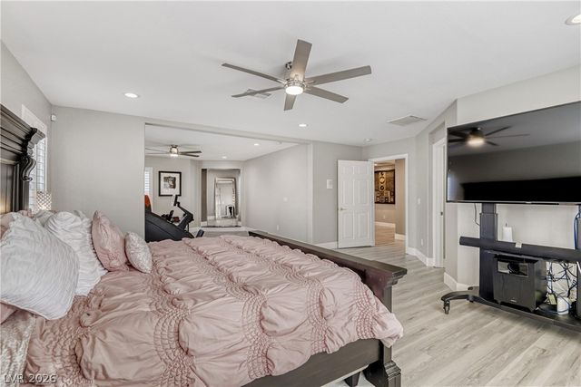 6103 Sundown Crest Street, Las Vegas, NV 89113