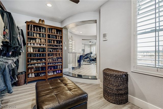 6103 Sundown Crest Street, Las Vegas, NV 89113