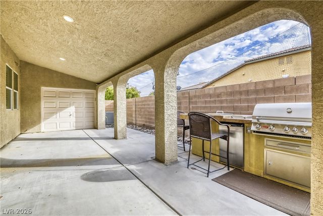 6103 Sundown Crest Street, Las Vegas, NV 89113