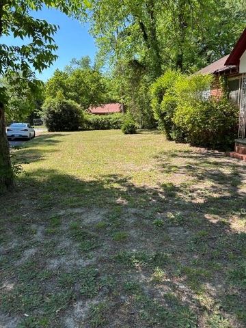 2058 Melton Avenue, Macon, GA 31217