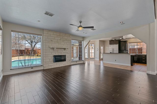 200 Lovegrass Lane, Southlake, TX 76092