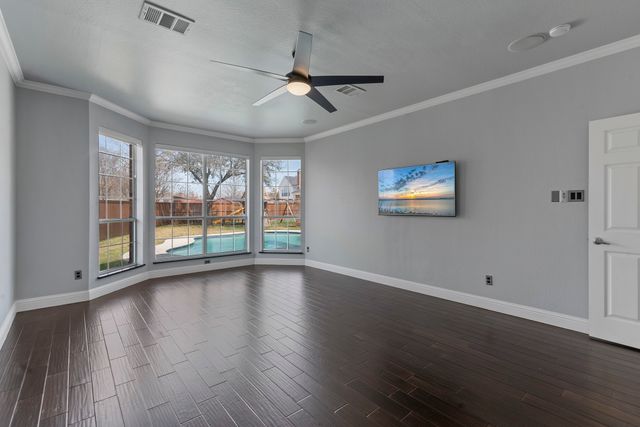 200 Lovegrass Lane, Southlake, TX 76092