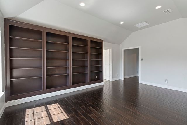 200 Lovegrass Lane, Southlake, TX 76092