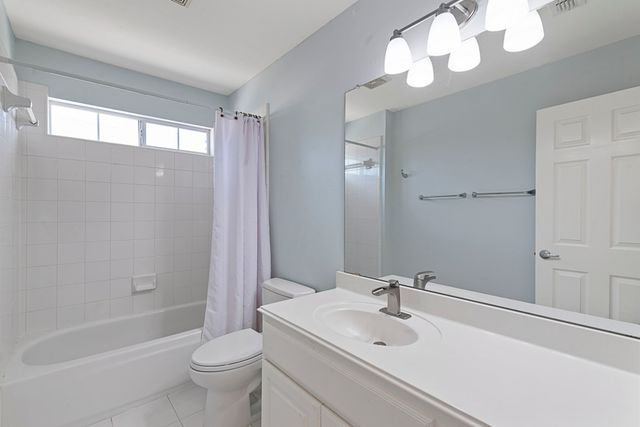 200 Lovegrass Lane, Southlake, TX 76092