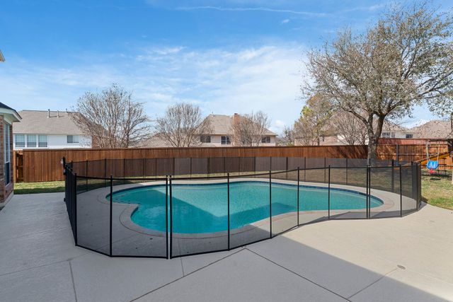 200 Lovegrass Lane, Southlake, TX 76092