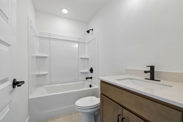 217 Ash Dale Dr, Mount Juliet, TN 37122