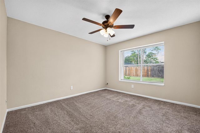 6915 Navidad Road, Houston, TX 77083