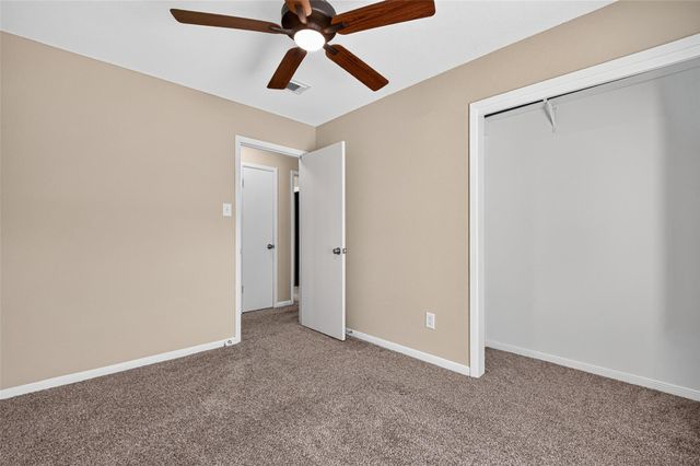 6915 Navidad Road, Houston, TX 77083