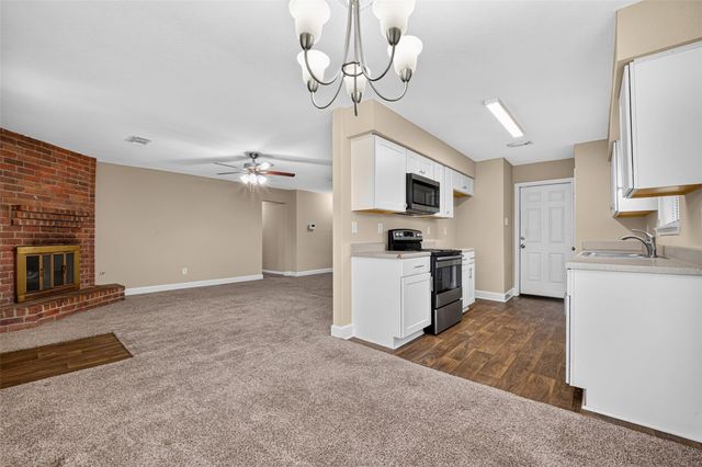 6915 Navidad Road, Houston, TX 77083