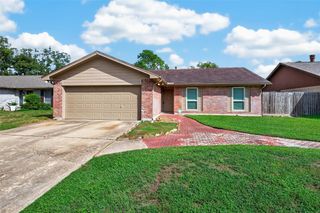 6915 Navidad Road, Houston, TX 77083