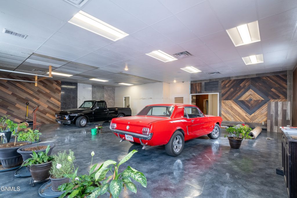 2517 Main Street W, Valley City, ND 58072 photo 3