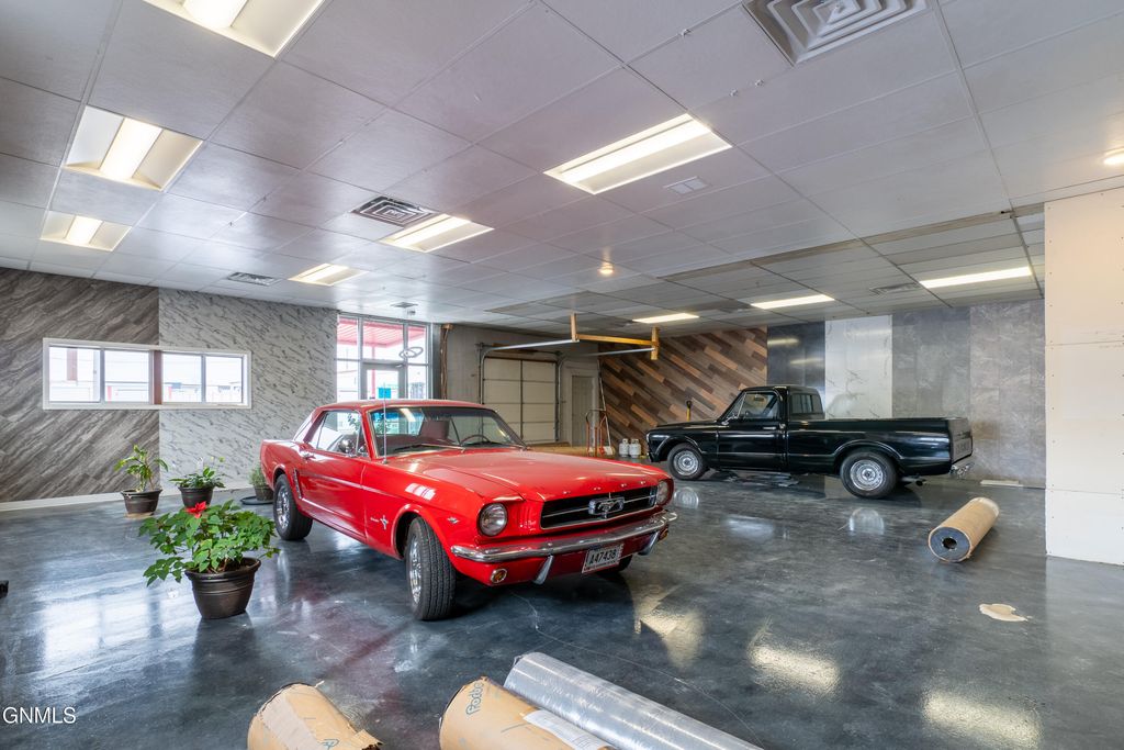 2517 Main Street W, Valley City, ND 58072 photo 4