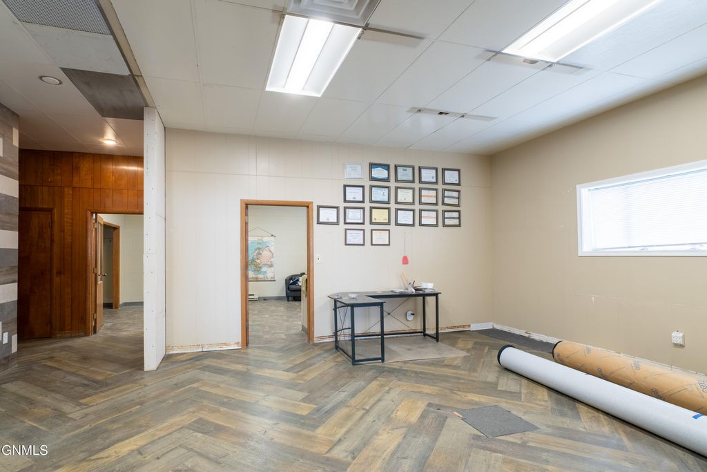 2517 Main Street W, Valley City, ND 58072 photo 7