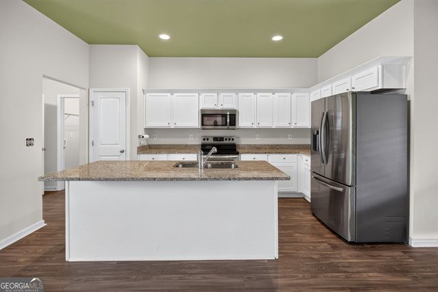 179 Meadowbrooke Drive, Milner, GA 30257