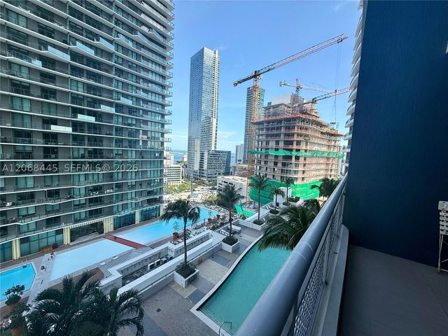 60 SW 13th St 1618, Miami, FL 33130