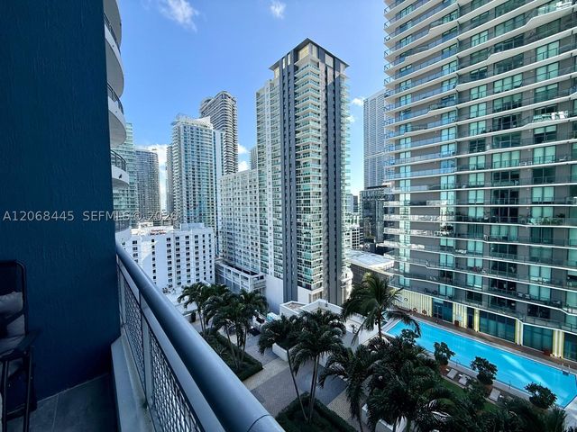 60 SW 13th St 1618, Miami, FL 33130