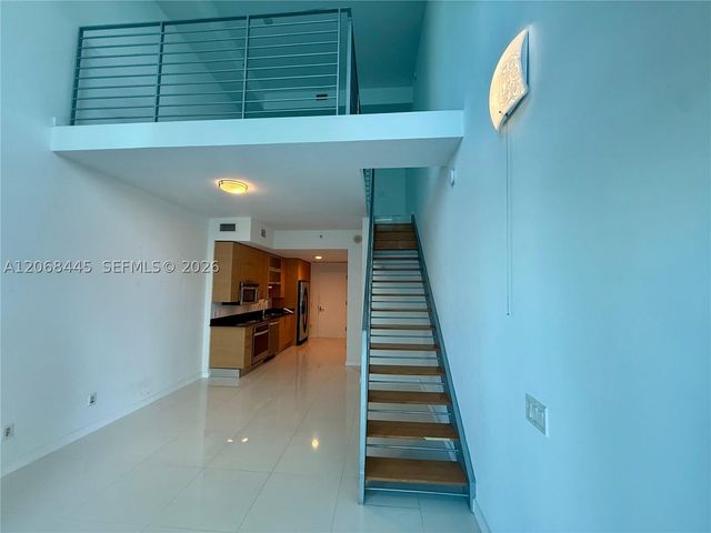 60 SW 13th St 1618, Miami, FL 33130