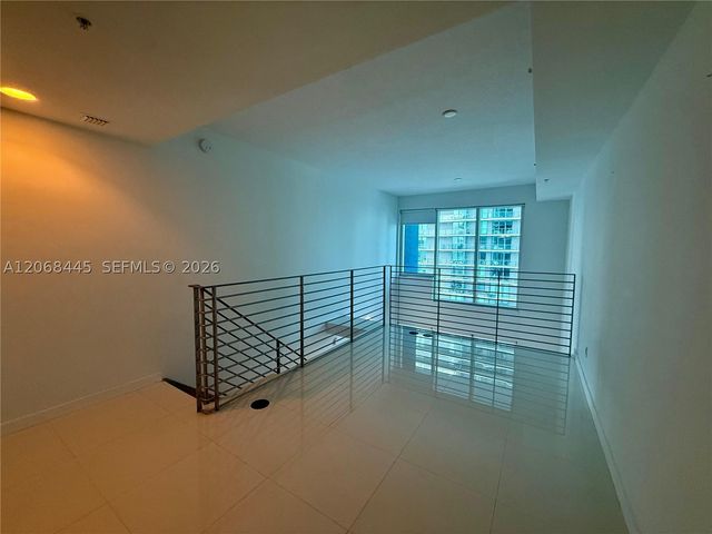 60 SW 13th St 1618, Miami, FL 33130