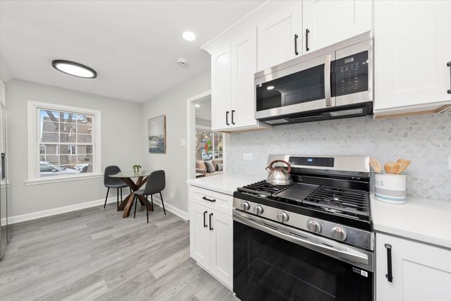 1016 RICHMOND Street, Joliet, IL 60435