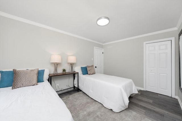 1016 RICHMOND Street, Joliet, IL 60435