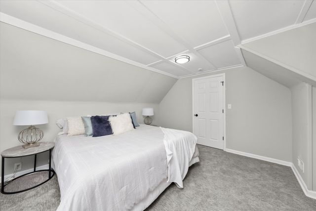 1016 RICHMOND Street, Joliet, IL 60435