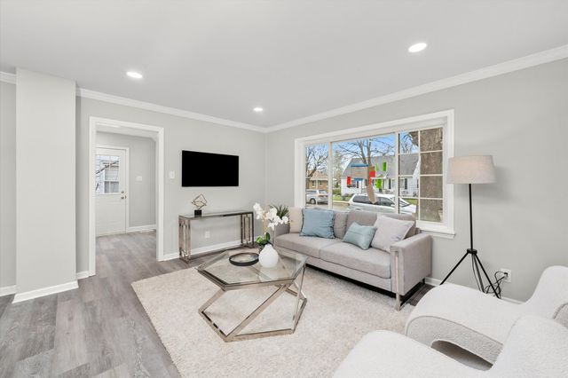 1016 RICHMOND Street, Joliet, IL 60435