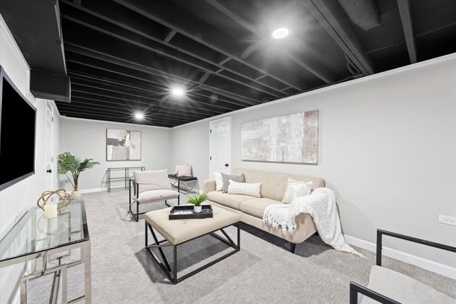 1016 RICHMOND Street, Joliet, IL 60435