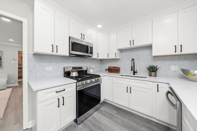 1016 RICHMOND Street, Joliet, IL 60435