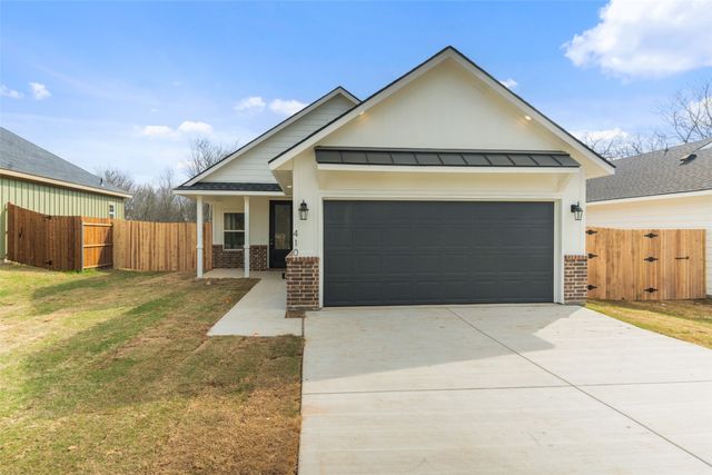 410 Matthew Street, Hillsboro, TX 76645