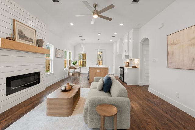 410 Matthew Street, Hillsboro, TX 76645