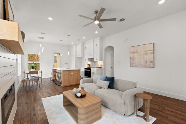 410 Matthew Street, Hillsboro, TX 76645