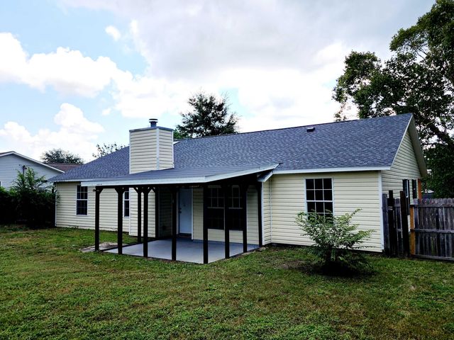 175 Villacrest Drive, Crestview, FL 32536