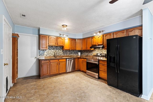 202 Catawba Road, Havelock, NC 28532