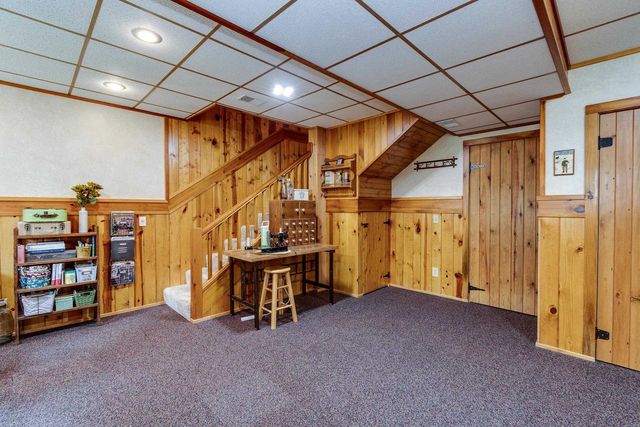 E9275 Prairie Road, North Freedom, WI 53951