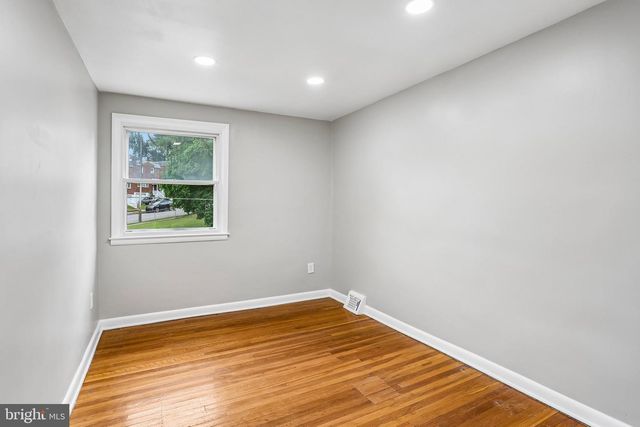 4008 POWELL RD, Brookhaven, PA 19015