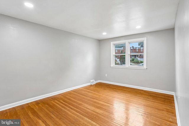 4008 POWELL RD, Brookhaven, PA 19015