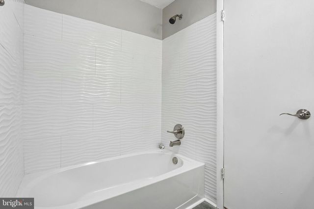 4008 POWELL RD, Brookhaven, PA 19015