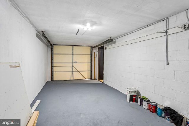 4008 POWELL RD, Brookhaven, PA 19015