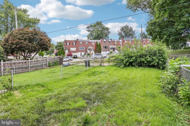 4008 POWELL RD, Brookhaven, PA 19015