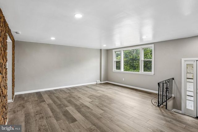 4008 POWELL RD, Brookhaven, PA 19015