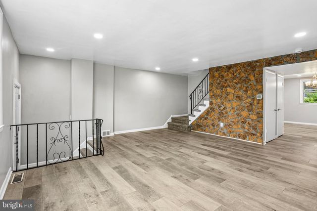 4008 POWELL RD, Brookhaven, PA 19015