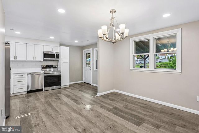 4008 POWELL RD, Brookhaven, PA 19015